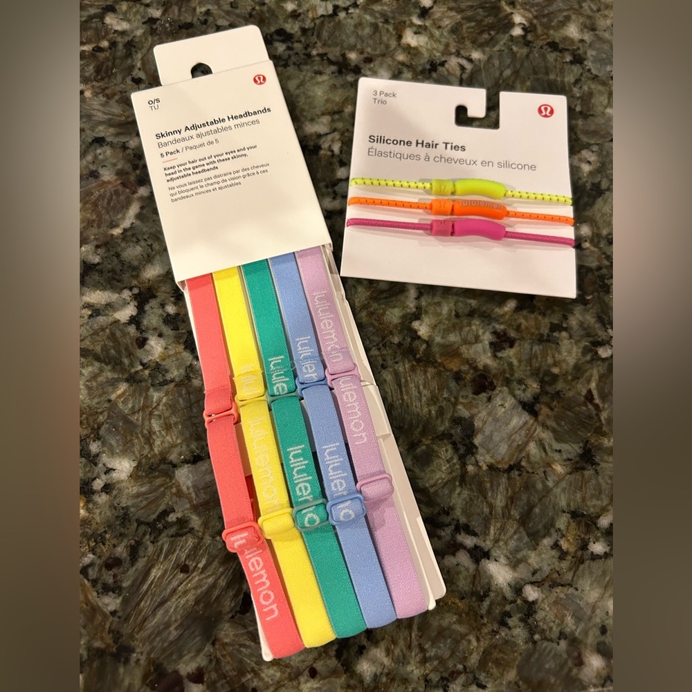 Lululemon headband and hair tie set